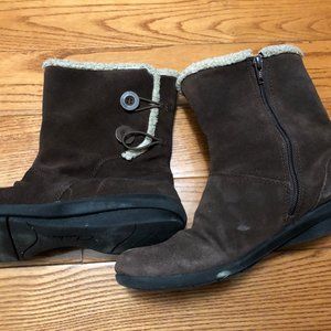Clarks boots (8M)